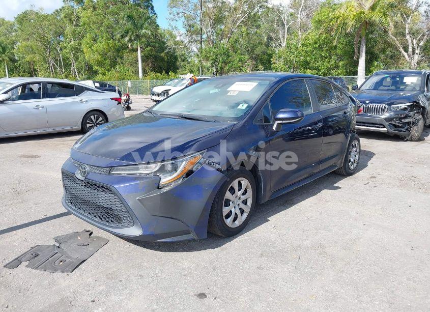 Photo 2 of 2020 Toyota Corolla LE (VIN 5YFEPRAE2LP083778)