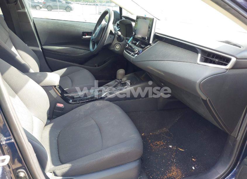 Photo 5 of 2020 Toyota Corolla LE (VIN 5YFEPRAE2LP083778)