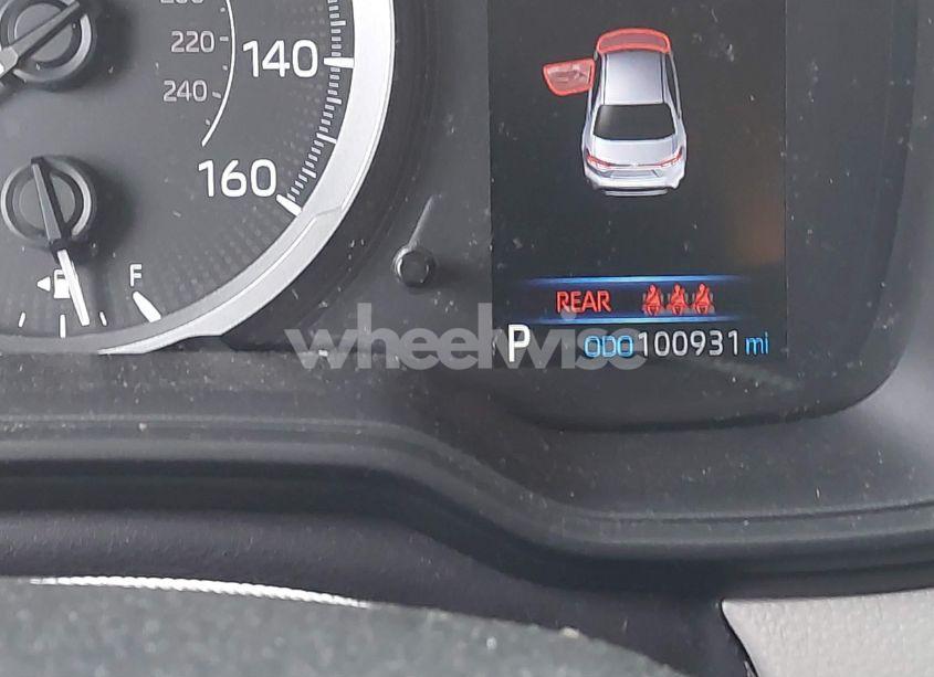 Photo 15 of 2020 Toyota Corolla LE (VIN 5YFEPRAE2LP092870)