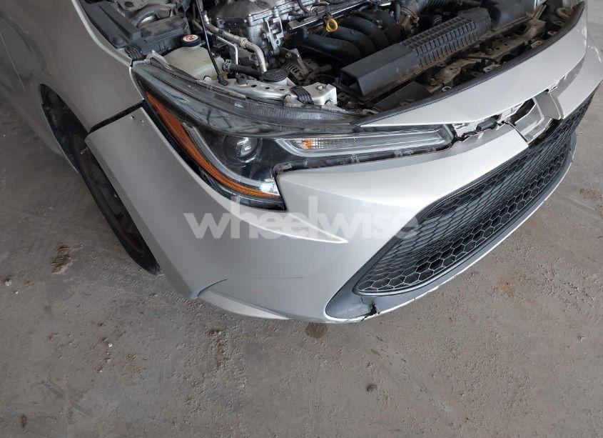 Photo 6 of 2020 Toyota Corolla LE (VIN 5YFEPRAE2LP093890)