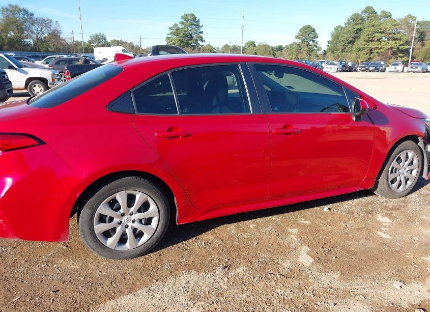 Photo 13 of 2020 Toyota Corolla LE (VIN 5YFEPRAE2LP099401)