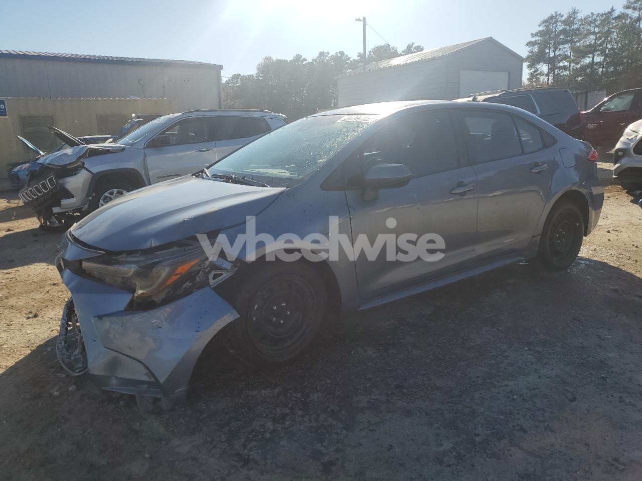 2020 TOYOTA COROLLA LE (VIN 5YFEPRAE2LP104001) main photo