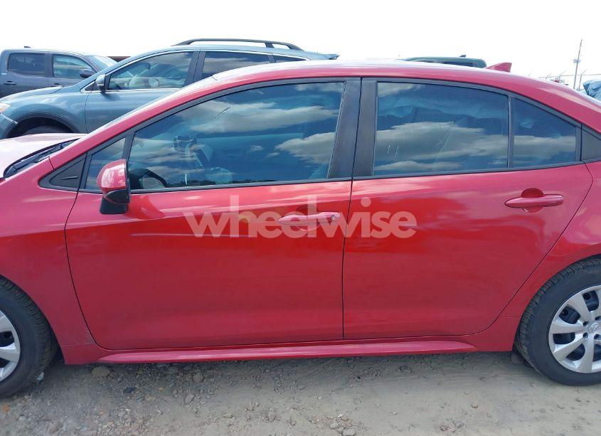 Photo 14 of 2020 Toyota Corolla LE (VIN 5YFEPRAE2LP105200)
