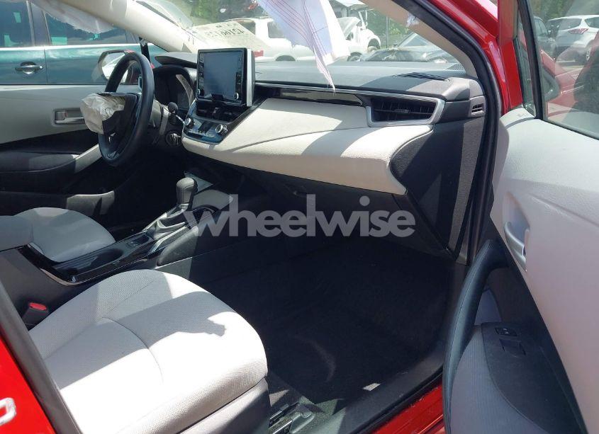 Photo 5 of 2020 Toyota Corolla LE (VIN 5YFEPRAE2LP105200)