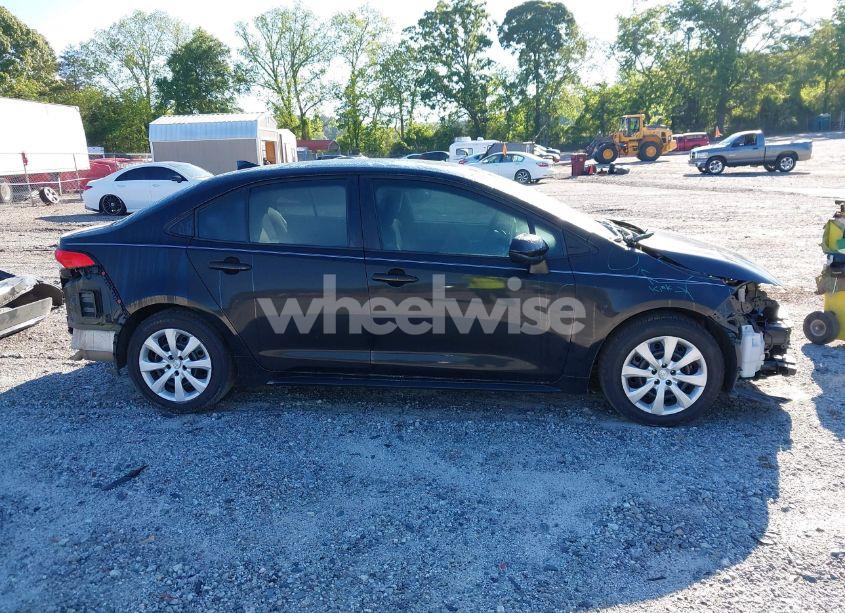 Photo 14 of 2020 Toyota Corolla LE (VIN 5YFEPRAE2LP110526)