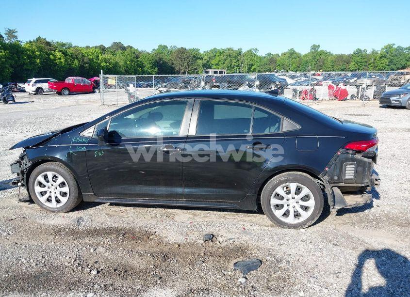 Photo 15 of 2020 Toyota Corolla LE (VIN 5YFEPRAE2LP110526)