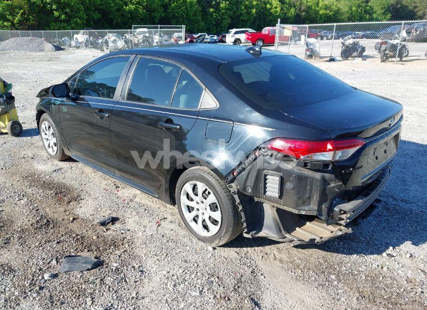Photo 3 of 2020 Toyota Corolla LE (VIN 5YFEPRAE2LP110526)