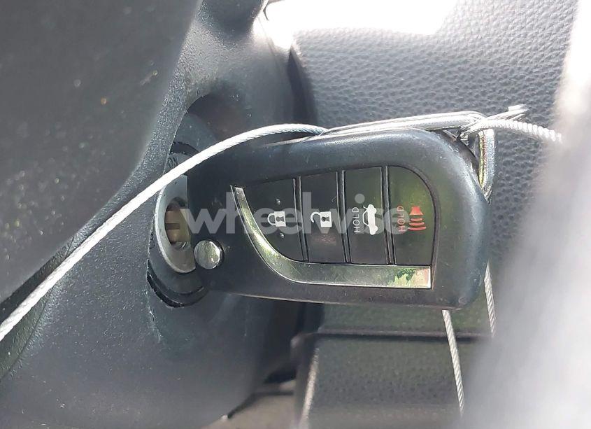 Photo 11 of 2020 Toyota Corolla LE (VIN 5YFEPRAE2LP121770)