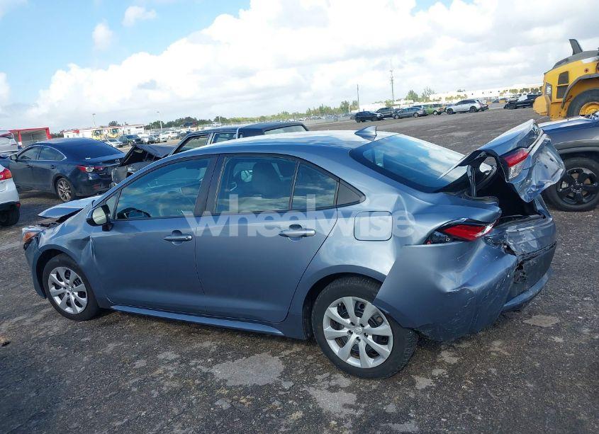 Photo 14 of 2020 Toyota Corolla LE (VIN 5YFEPRAE2LP121770)