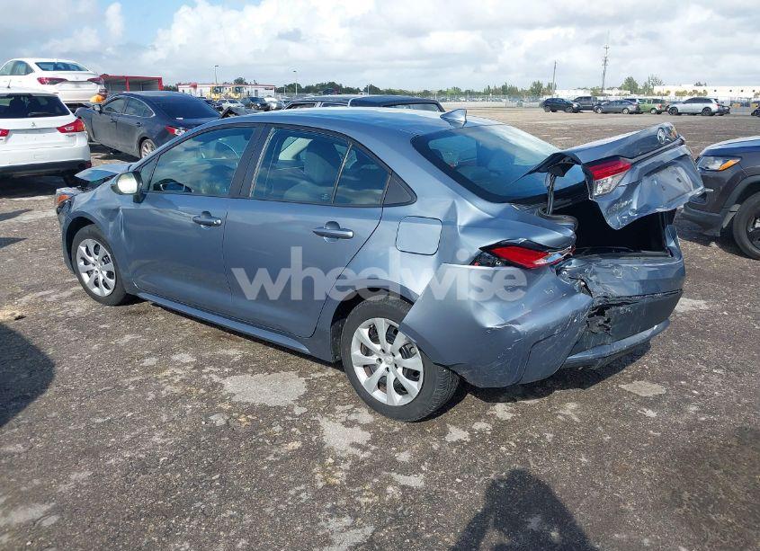 Photo 3 of 2020 Toyota Corolla LE (VIN 5YFEPRAE2LP121770)