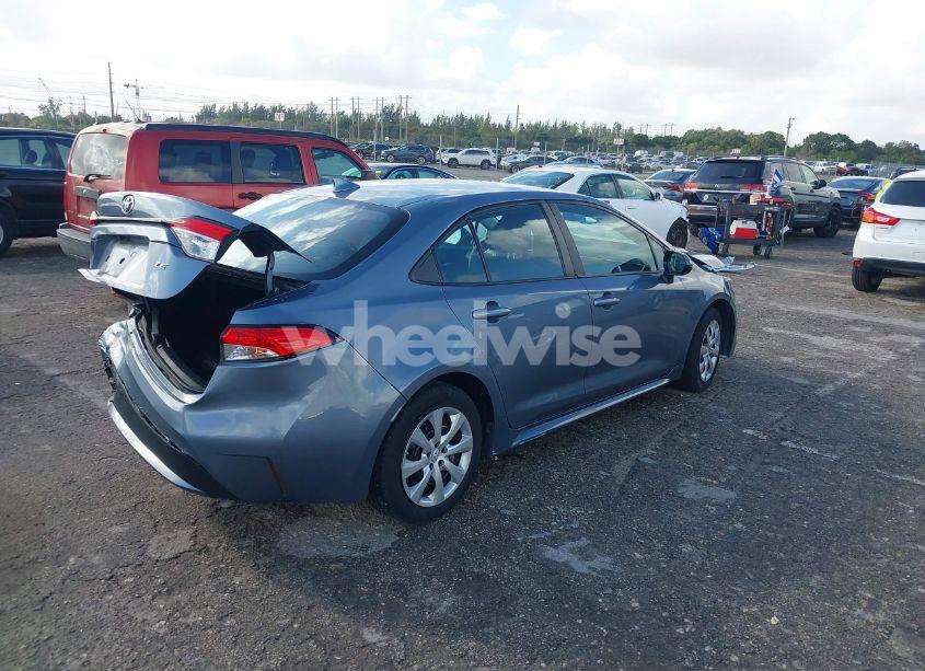 Photo 4 of 2020 Toyota Corolla LE (VIN 5YFEPRAE2LP121770)