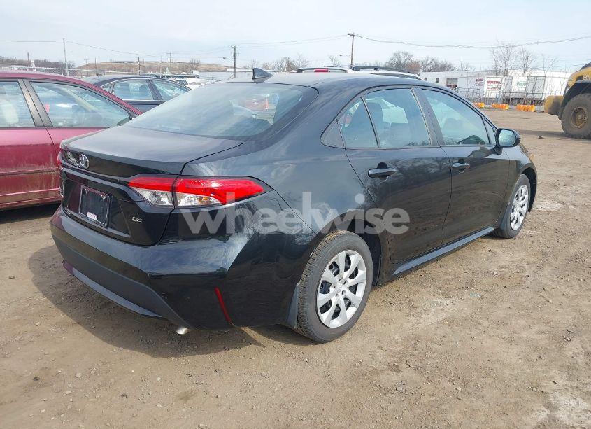 Photo 4 of 2020 Toyota Corolla LE (VIN 5YFEPRAE2LP134700)