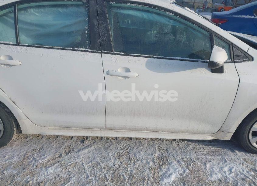 Photo 14 of 2020 Toyota Corolla LE (VIN 5YFEPRAE3LP024836)