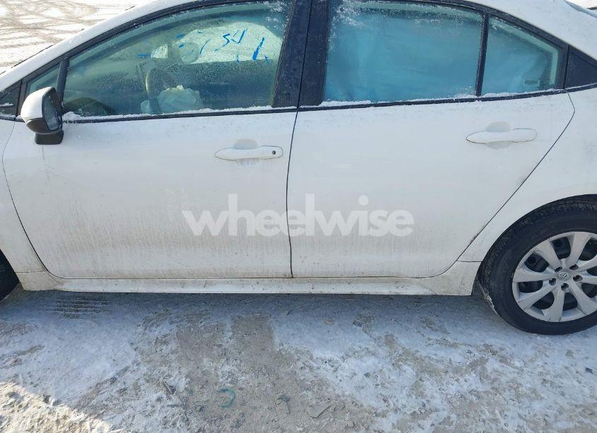 Photo 15 of 2020 Toyota Corolla LE (VIN 5YFEPRAE3LP024836)