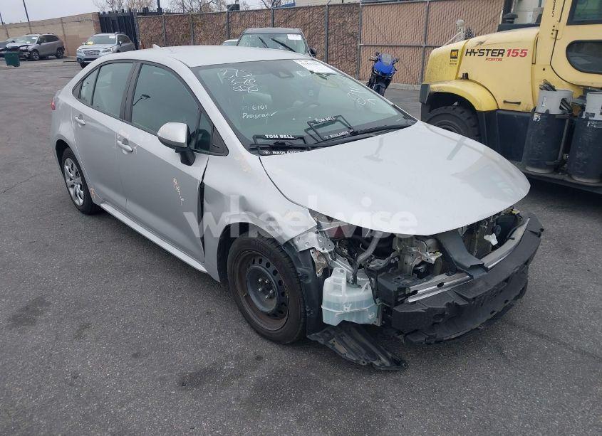 2020 Toyota Corolla LE (VIN 5YFEPRAE3LP030314) main photo