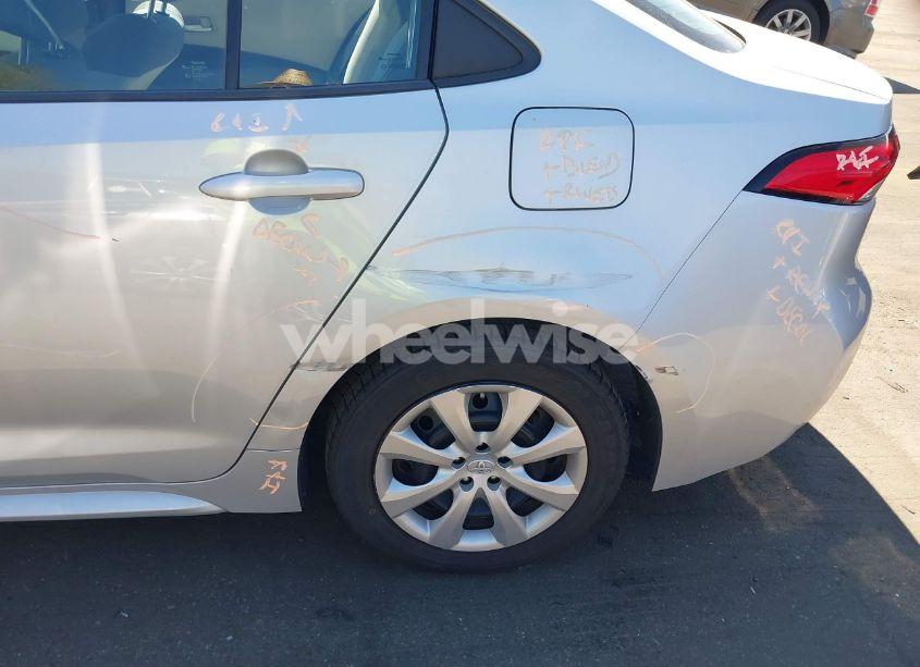 Photo 19 of 2020 Toyota Corolla LE (VIN 5YFEPRAE3LP030314)