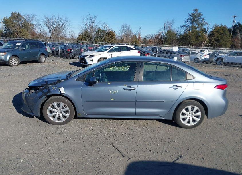 Photo 14 of 2020 Toyota Corolla LE (VIN 5YFEPRAE3LP031057)