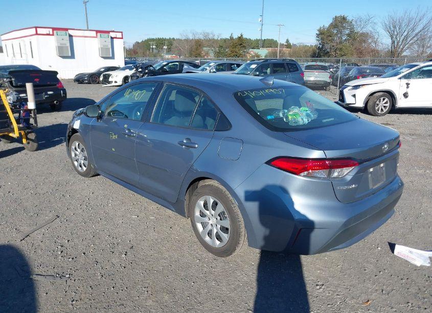 Photo 3 of 2020 Toyota Corolla LE (VIN 5YFEPRAE3LP031057)