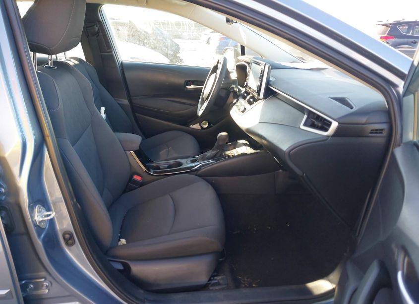 Photo 5 of 2020 Toyota Corolla LE (VIN 5YFEPRAE3LP031057)