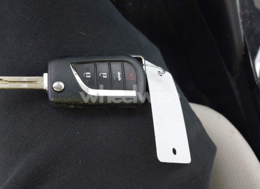 Photo 11 of 2020 Toyota Corolla LE (VIN 5YFEPRAE3LP035996)