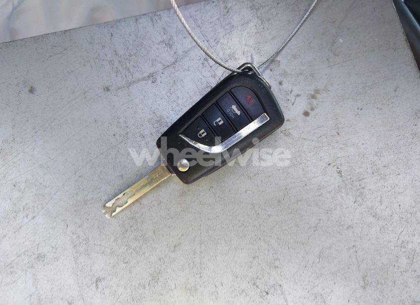 Photo 11 of 2020 Toyota Corolla LE (VIN 5YFEPRAE3LP036873)