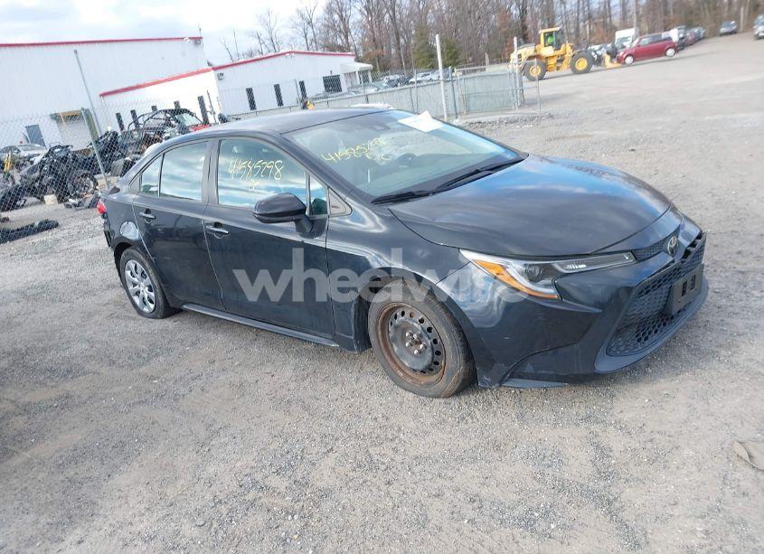 2020 Toyota Corolla LE (VIN 5YFEPRAE3LP040843) main photo