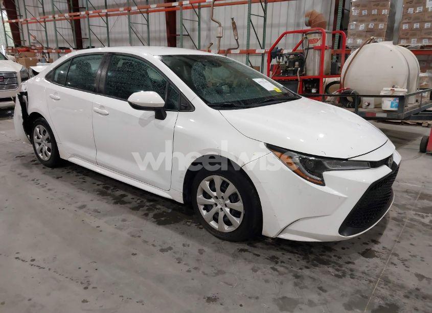 2020 Toyota Corolla LE (VIN 5YFEPRAE3LP047159) main photo