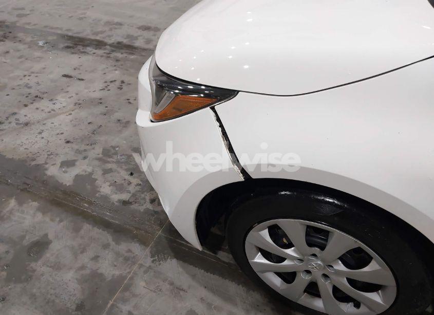 Photo 19 of 2020 Toyota Corolla LE (VIN 5YFEPRAE3LP047159)
