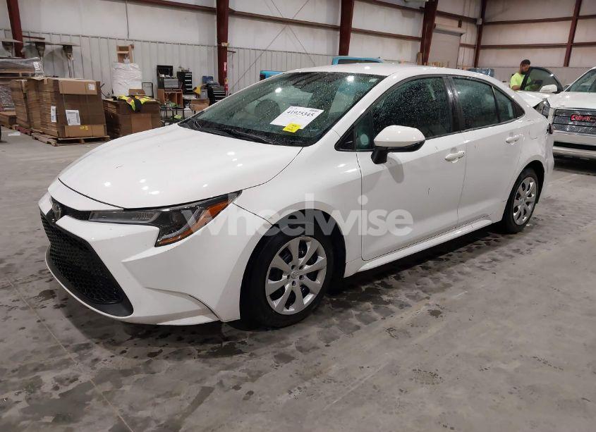 Photo 2 of 2020 Toyota Corolla LE (VIN 5YFEPRAE3LP047159)