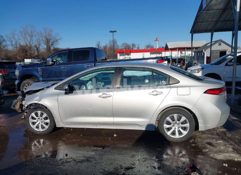 Photo 15 of 2020 Toyota Corolla LE (VIN 5YFEPRAE3LP079626)