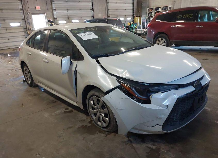 2020 Toyota Corolla LE (VIN 5YFEPRAE3LP088293) main photo