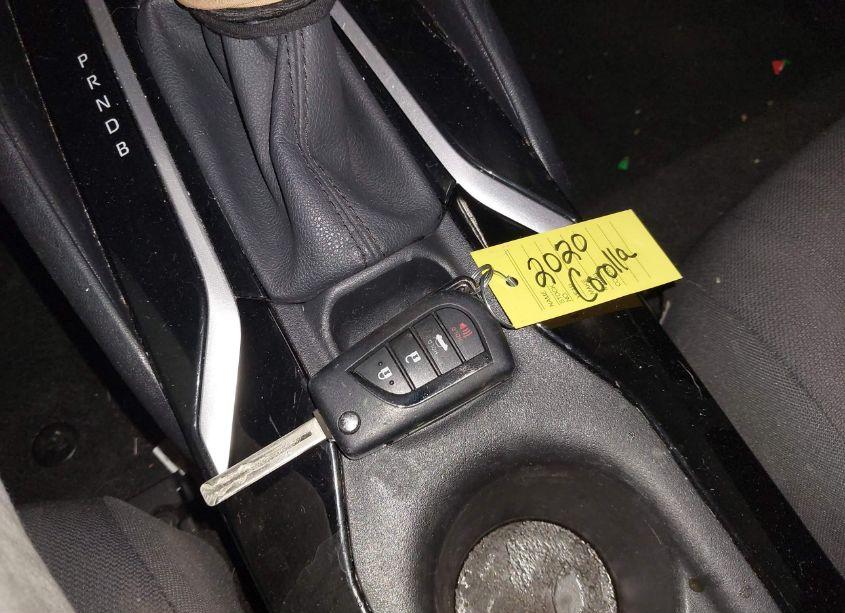 Photo 11 of 2020 Toyota Corolla LE (VIN 5YFEPRAE3LP088293)