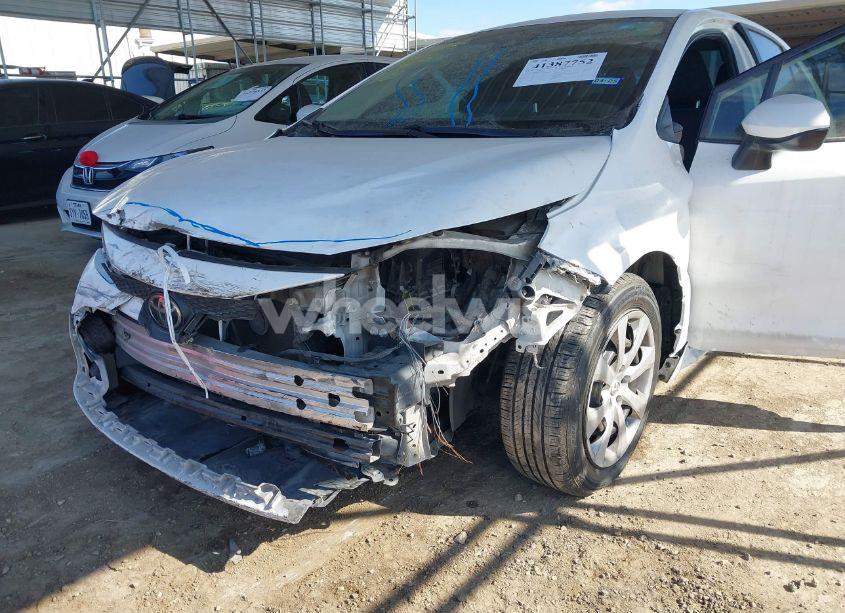 Photo 6 of 2020 Toyota Corolla LE (VIN 5YFEPRAE3LP097916)