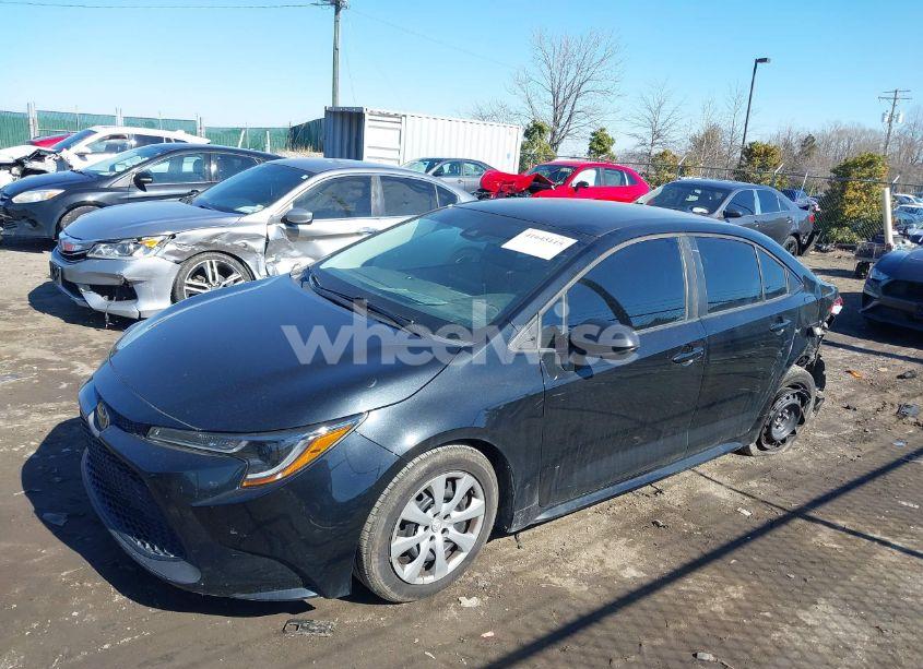 Photo 2 of 2020 Toyota Corolla LE (VIN 5YFEPRAE3LP126010)
