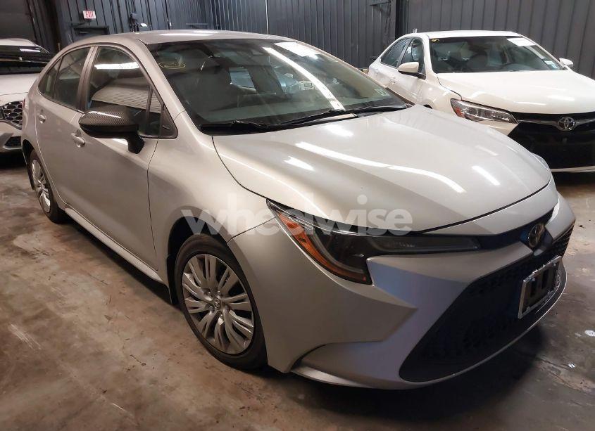 2020 Toyota Corolla LE (VIN 5YFEPRAE3LP126153) main photo
