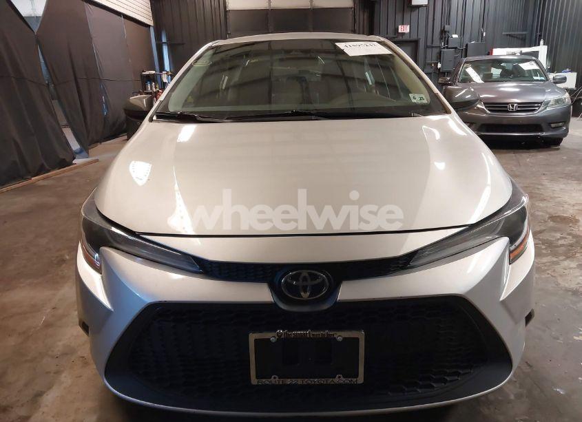 Photo 12 of 2020 Toyota Corolla LE (VIN 5YFEPRAE3LP126153)