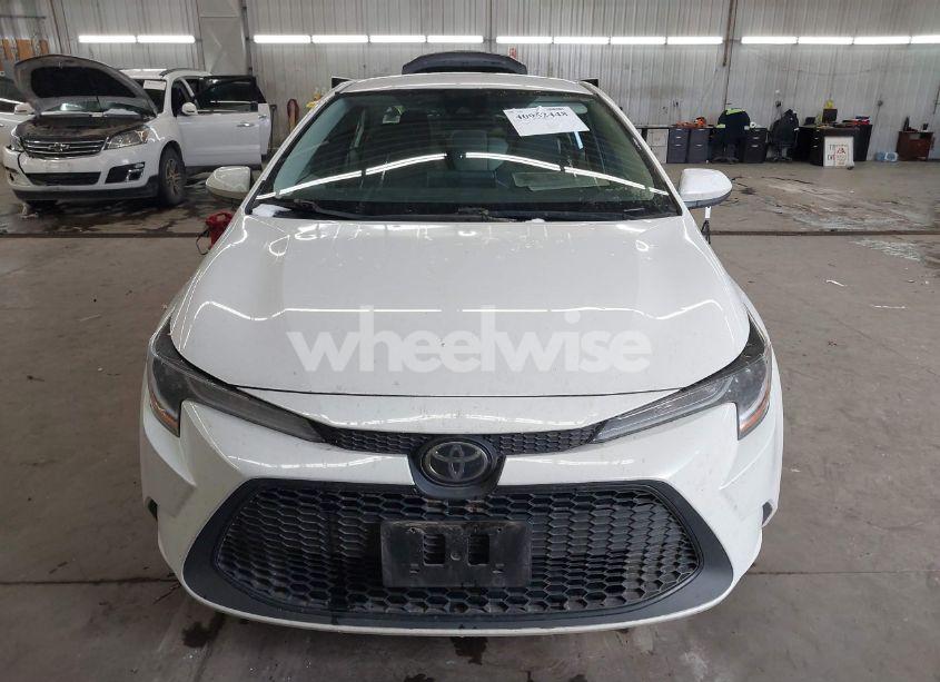 Photo 13 of 2020 Toyota Corolla LE (VIN 5YFEPRAE4LP002702)