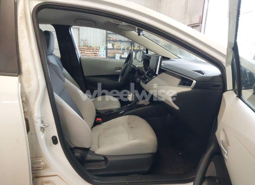 Photo 5 of 2020 Toyota Corolla LE (VIN 5YFEPRAE4LP002702)