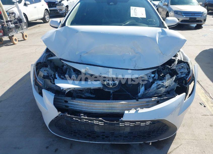 Photo 6 of 2020 Toyota Corolla LE (VIN 5YFEPRAE4LP021797)