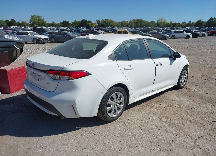 Photo 4 of 2020 Toyota Corolla LE (VIN 5YFEPRAE4LP024523)