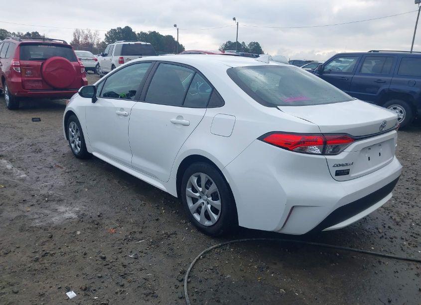 Photo 3 of 2020 Toyota Corolla LE (VIN 5YFEPRAE4LP045663)
