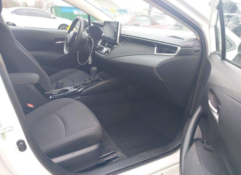Photo 5 of 2020 Toyota Corolla LE (VIN 5YFEPRAE4LP045663)