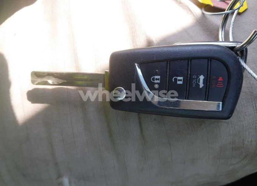 Photo 11 of 2020 Toyota Corolla LE (VIN 5YFEPRAE4LP088187)