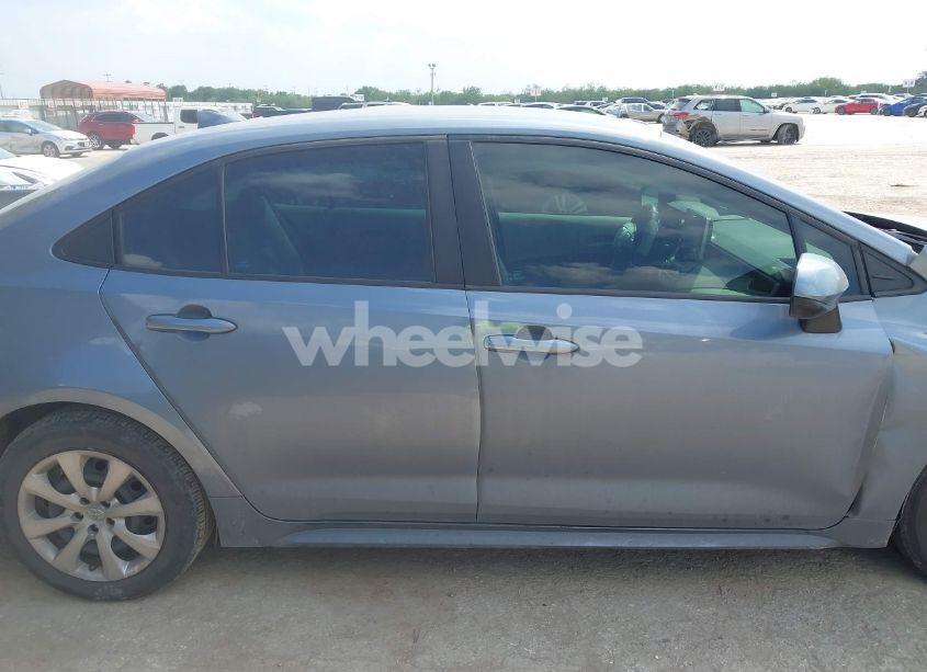 Photo 13 of 2020 Toyota Corolla LE (VIN 5YFEPRAE4LP088187)