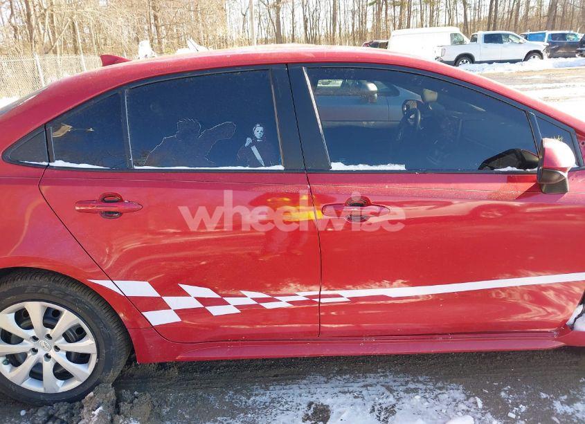 Photo 13 of 2020 Toyota Corolla LE (VIN 5YFEPRAE4LP096306)