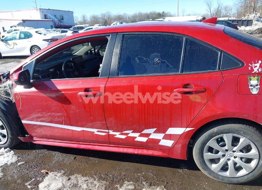 Photo 14 of 2020 Toyota Corolla LE (VIN 5YFEPRAE4LP096306)