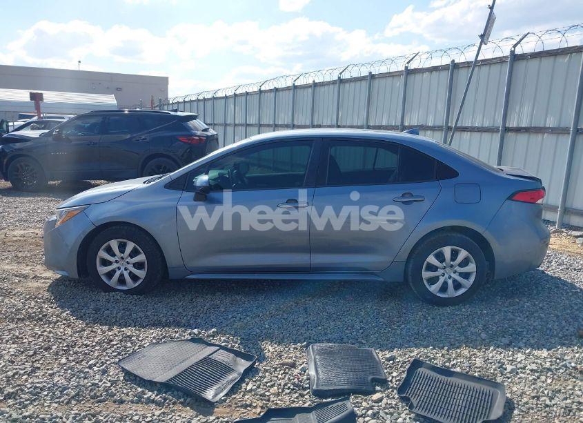 Photo 14 of 2020 Toyota Corolla LE (VIN 5YFEPRAE4LP098279)