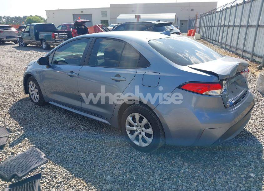 Photo 3 of 2020 Toyota Corolla LE (VIN 5YFEPRAE4LP098279)