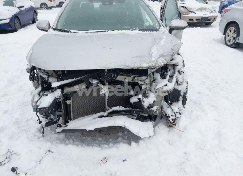 Photo 6 of 2020 Toyota Corolla LE (VIN 5YFEPRAE4LP113475)