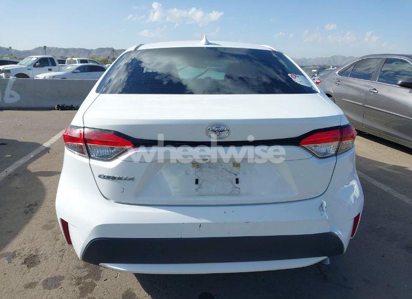 Photo 16 of 2020 Toyota Corolla LE (VIN 5YFEPRAE4LP129949)